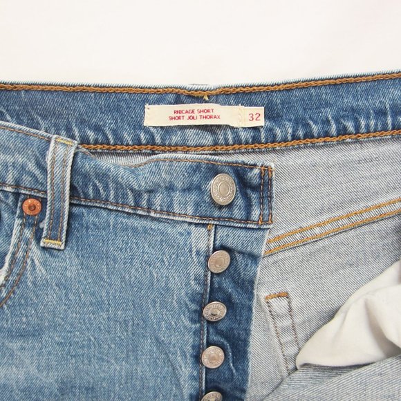 Levi's Ribcage Denim High Rise Shorts - Picture 3 of 5